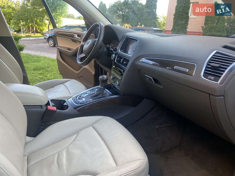 Позашляховик / Кросовер Audi Q5 2014 в Луцьку