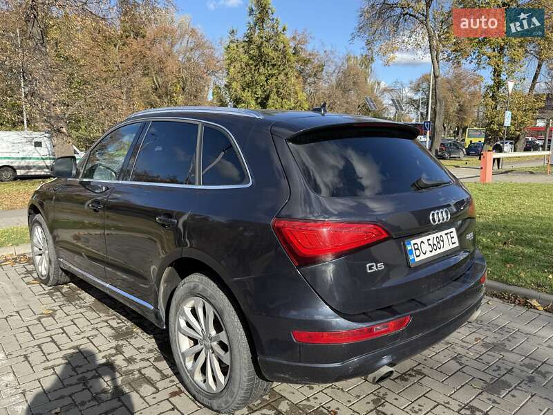Позашляховик / Кросовер Audi Q5 2014 в Львові