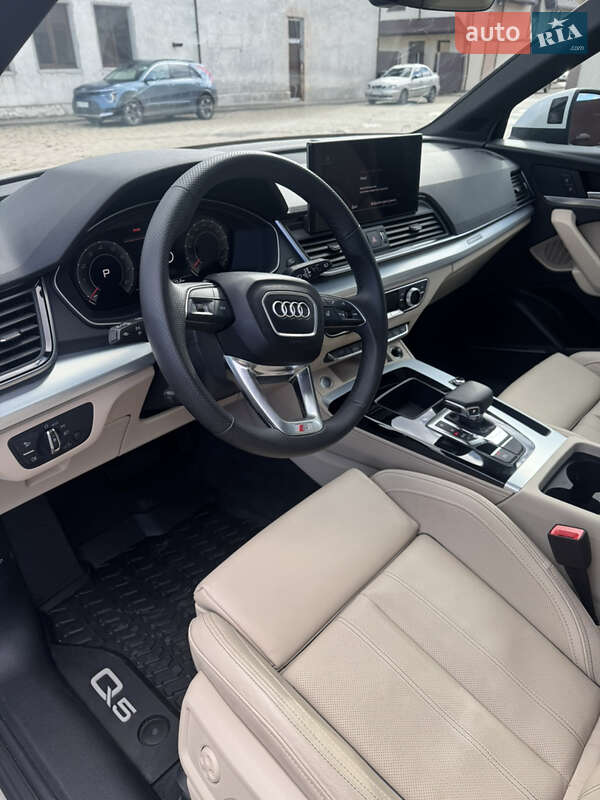 Позашляховик / Кросовер Audi Q5 2024 в Тернополі фото 15 Позашляховик / Кросовер Audi Q5 2024 в Тернополі