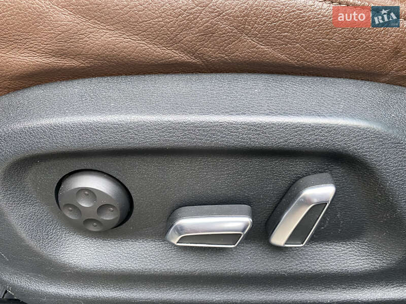 Внедорожник / Кроссовер Audi Q5 2015 в Львове