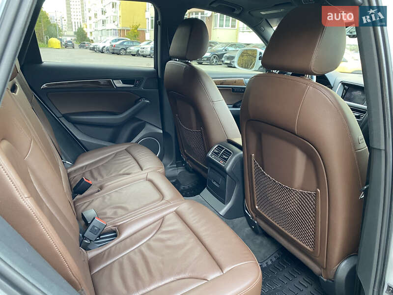 Внедорожник / Кроссовер Audi Q5 2015 в Львове