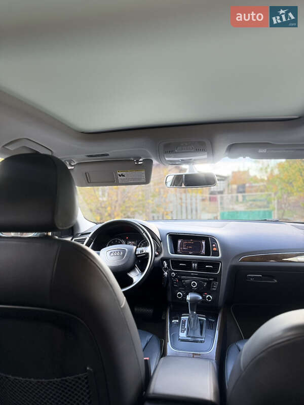 Позашляховик / Кросовер Audi Q5 2015 в Кривому Розі