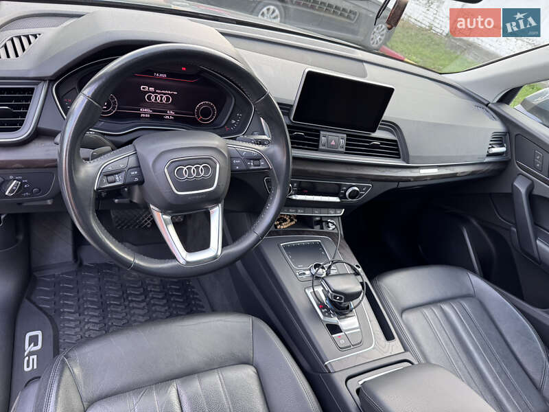 Внедорожник / Кроссовер Audi Q5 2018 в Львове