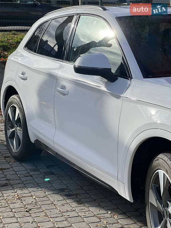 Внедорожник / Кроссовер Audi Q5 2020 в Львове фото 7 Внедорожник / Кроссовер Audi Q5 2020 в Львове