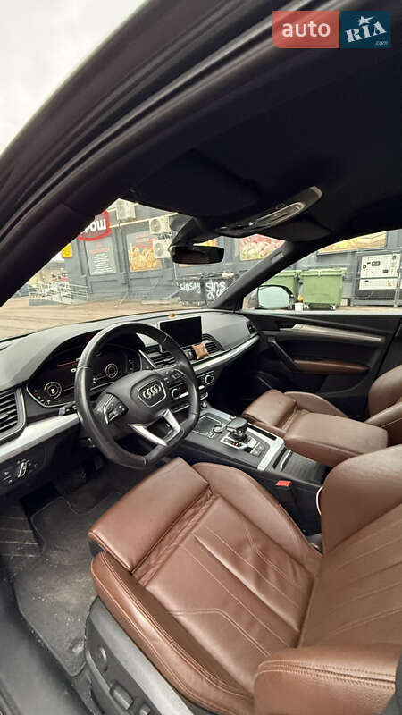 Позашляховик / Кросовер Audi Q5 2018 в Житомирі фото 11 Позашляховик / Кросовер Audi Q5 2018 в Житомирі