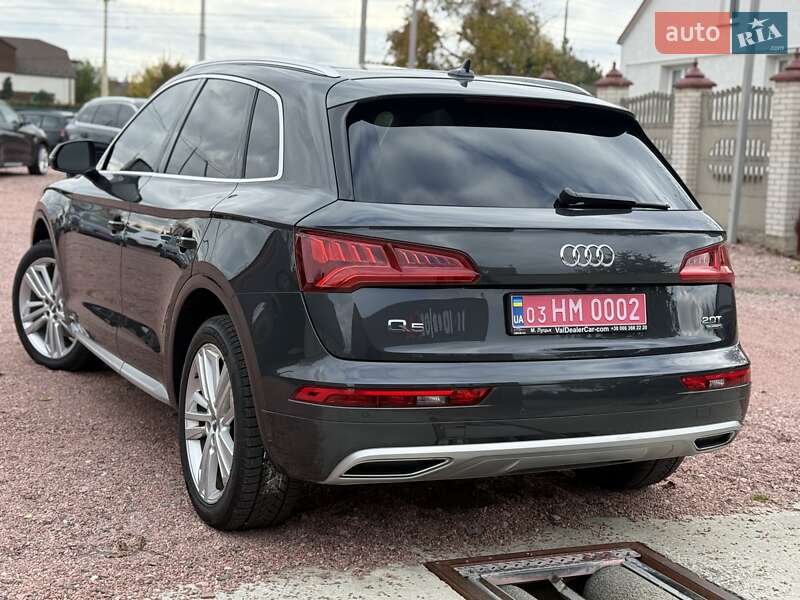 Позашляховик / Кросовер Audi Q5 2018 в Луцьку