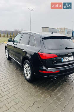 Внедорожник / Кроссовер Audi Q5 2015 в 