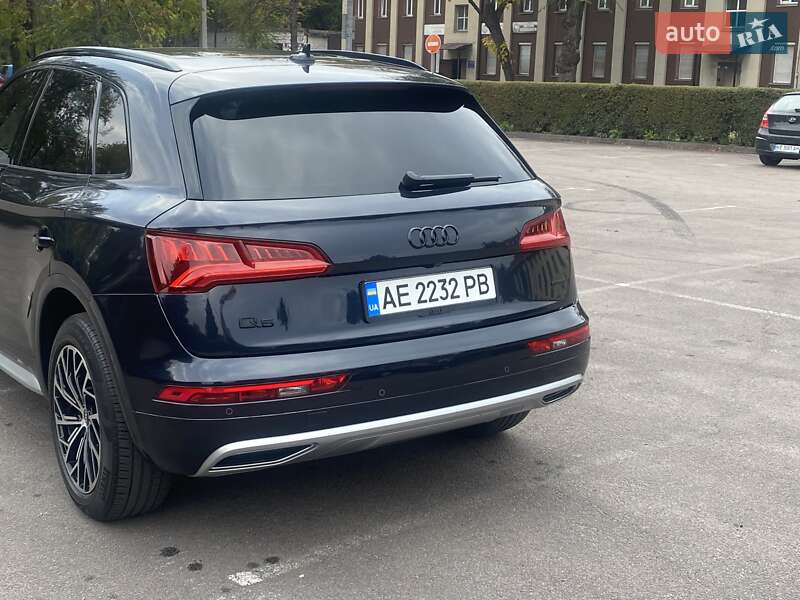 Позашляховик / Кросовер Audi Q5 2018 в Кам'янському фото 2 Позашляховик / Кросовер Audi Q5 2018 в Кам'янському