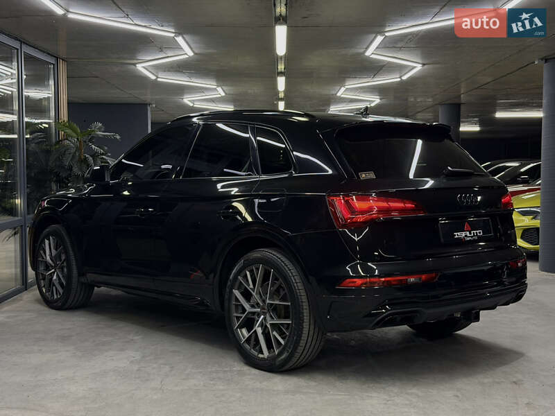 Внедорожник / Кроссовер Audi Q5 2021 в Одессе