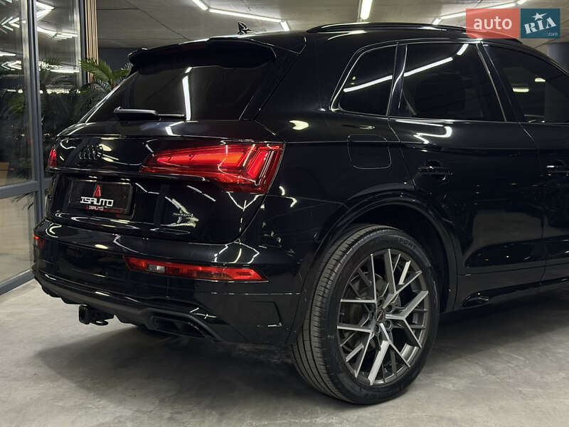 Внедорожник / Кроссовер Audi Q5 2021 в Одессе