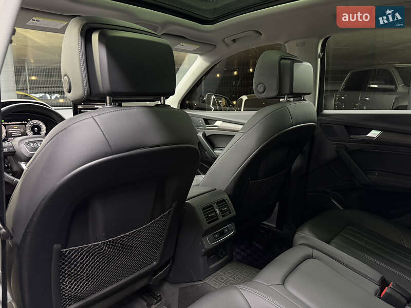 Внедорожник / Кроссовер Audi Q5 2021 в Одессе