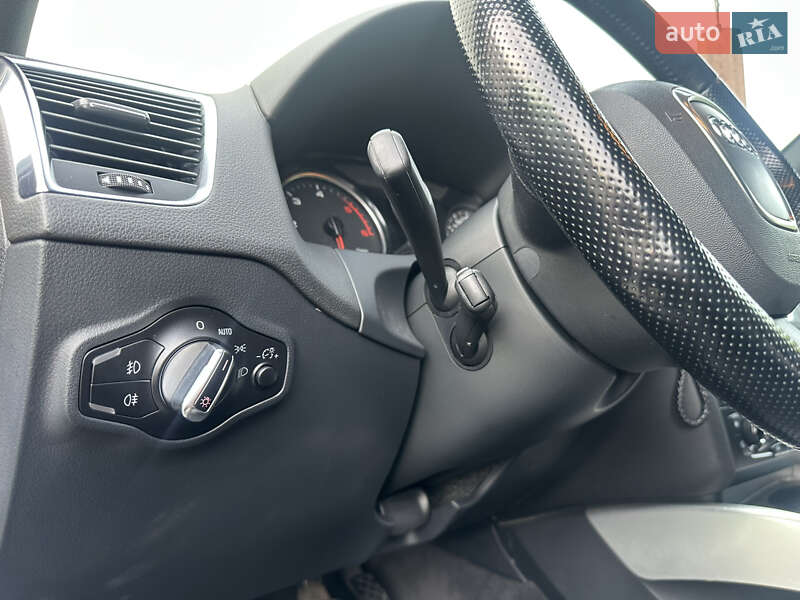 Позашляховик / Кросовер Audi Q5 2012 в Луцьку фото 36 Позашляховик / Кросовер Audi Q5 2012 в Луцьку