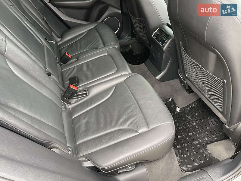 Внедорожник / Кроссовер Audi Q5 2011 в Владимире фото 15 Внедорожник / Кроссовер Audi Q5 2011 в Владимире