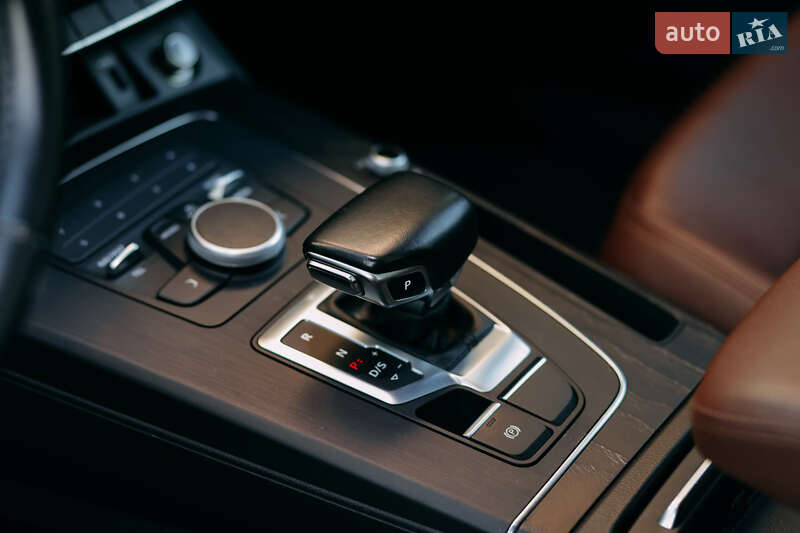 Позашляховик / Кросовер Audi Q5 2019 в Києві фото 15 Позашляховик / Кросовер Audi Q5 2019 в Києві