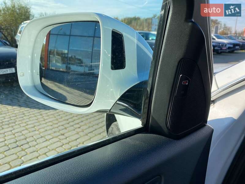 Внедорожник / Кроссовер Audi Q5 2015 в Львове