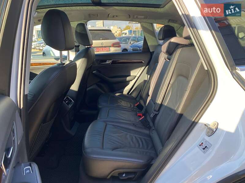 Внедорожник / Кроссовер Audi Q5 2015 в Львове