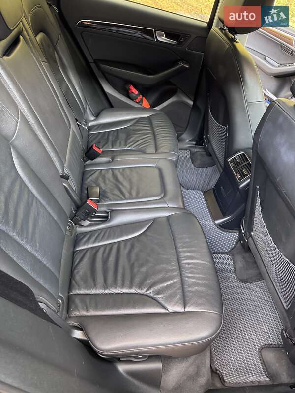 Позашляховик / Кросовер Audi Q5 2015 в Львові фото 15 Позашляховик / Кросовер Audi Q5 2015 в Львові