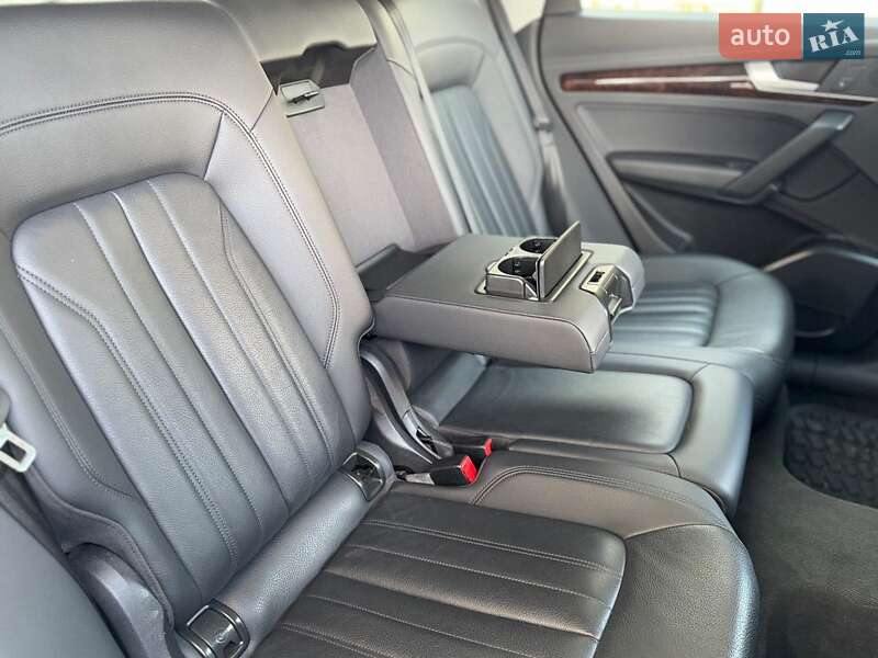 Позашляховик / Кросовер Audi Q5 2018 в Львові фото 8 Позашляховик / Кросовер Audi Q5 2018 в Львові
