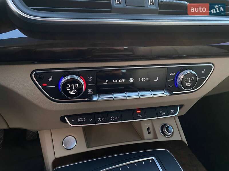 Позашляховик / Кросовер Audi Q5 2018 в Львові фото 19 Позашляховик / Кросовер Audi Q5 2018 в Львові