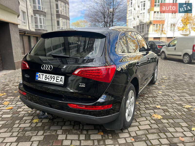 Позашляховик / Кросовер Audi Q5 2011 в Івано-Франківську