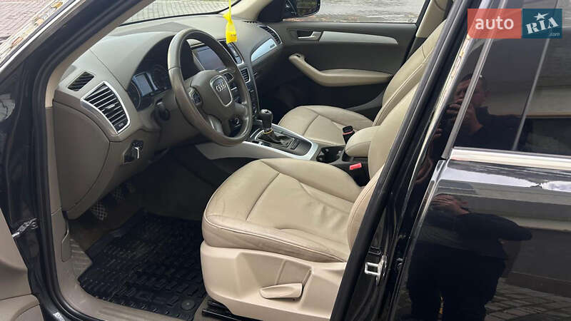 Позашляховик / Кросовер Audi Q5 2011 в Івано-Франківську