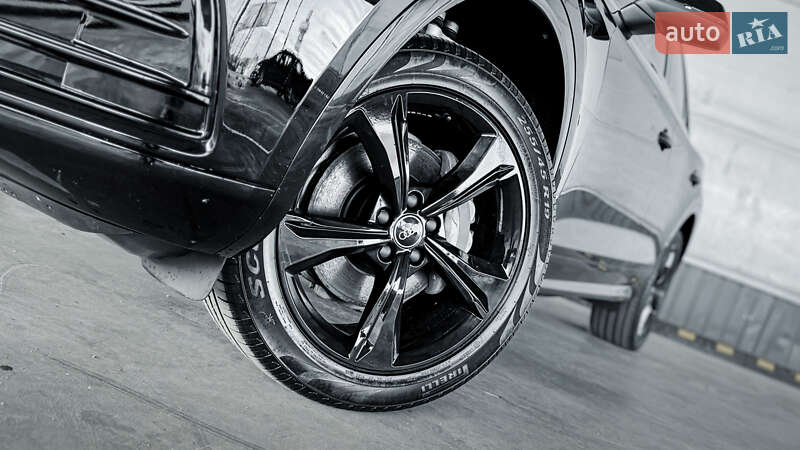 Позашляховик / Кросовер Audi Q5 2019 в Рівному