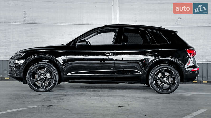 Позашляховик / Кросовер Audi Q5 2019 в Рівному