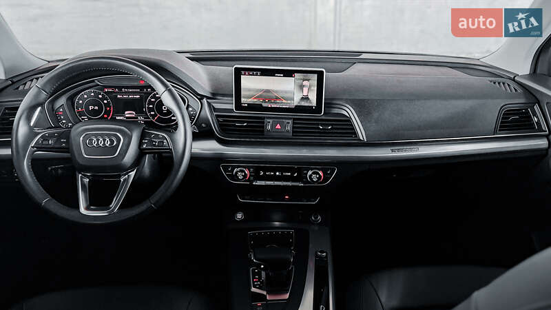 Позашляховик / Кросовер Audi Q5 2019 в Рівному