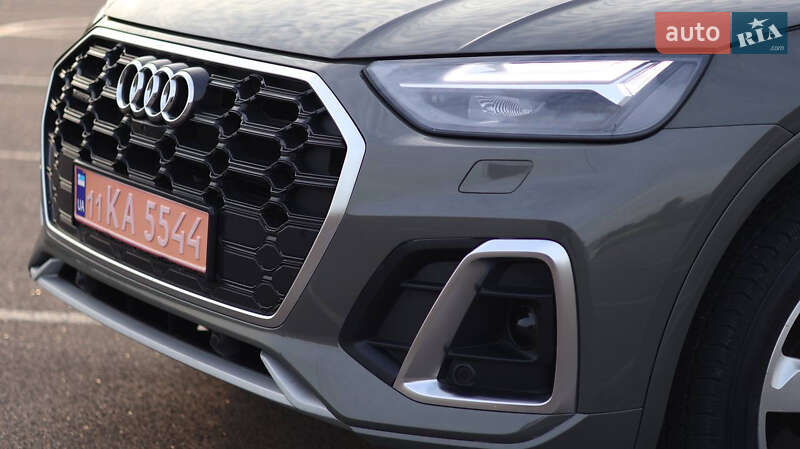 Внедорожник / Кроссовер Audi Q5 2022 в Киеве