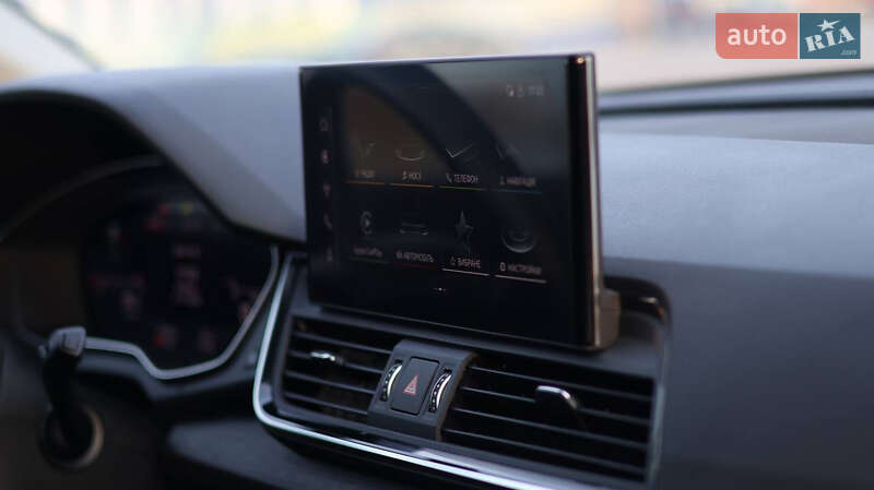 Внедорожник / Кроссовер Audi Q5 2022 в Киеве