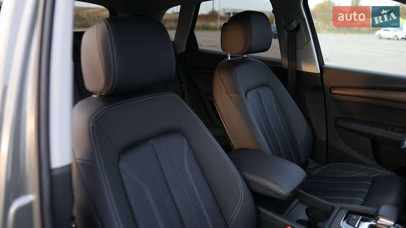 Внедорожник / Кроссовер Audi Q5 2022 в Киеве