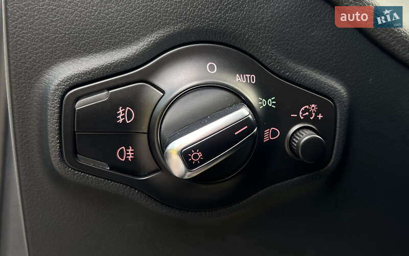 Внедорожник / Кроссовер Audi Q5 2011 в Львове