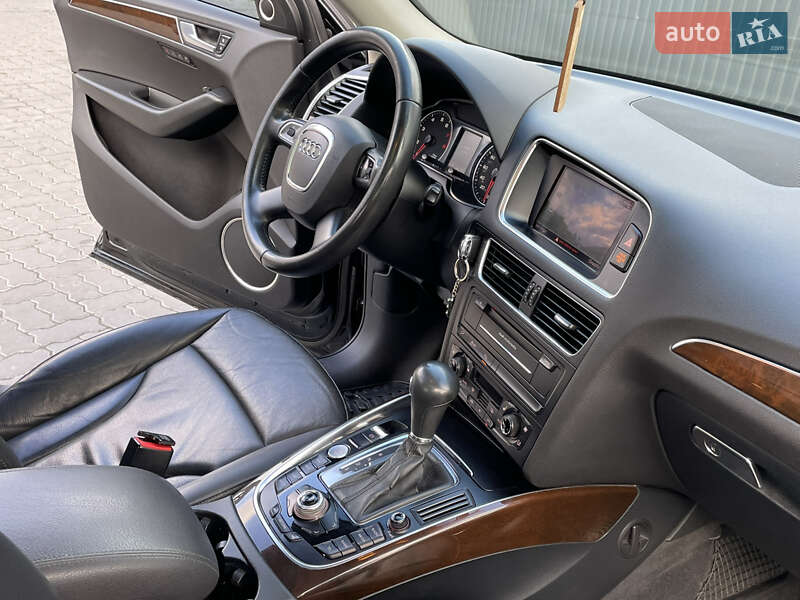 Внедорожник / Кроссовер Audi Q5 2012 в Дрогобыче