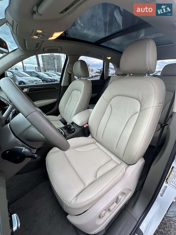 Позашляховик / Кросовер Audi Q5 2011 в Білогородці