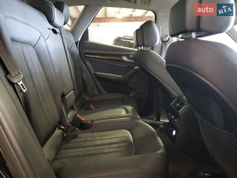 Позашляховик / Кросовер Audi Q5 2019 в Львові фото 11 Позашляховик / Кросовер Audi Q5 2019 в Львові