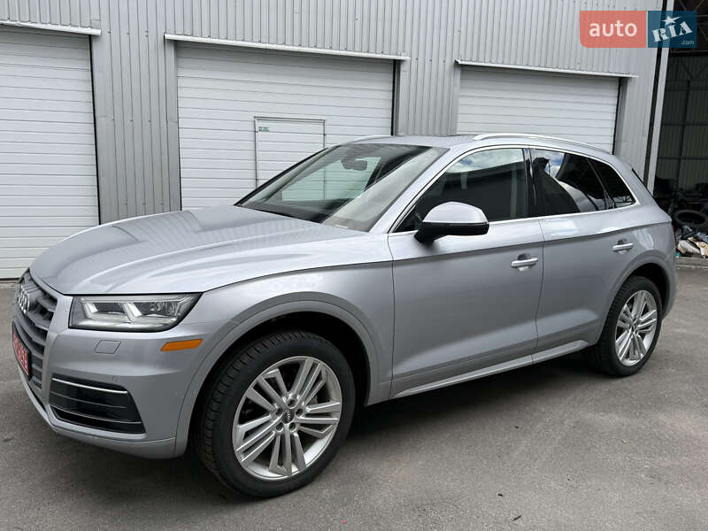 Позашляховик / Кросовер Audi Q5 2018 в Києві