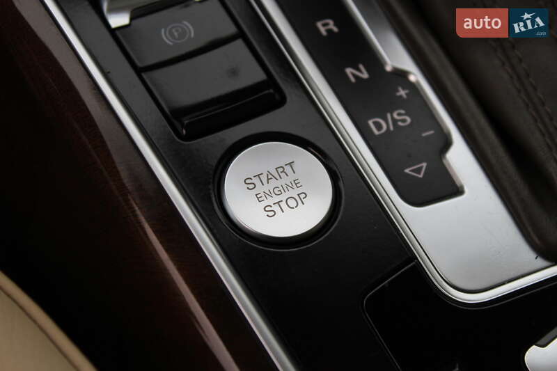 Внедорожник / Кроссовер Audi Q5 2015 в Ровно