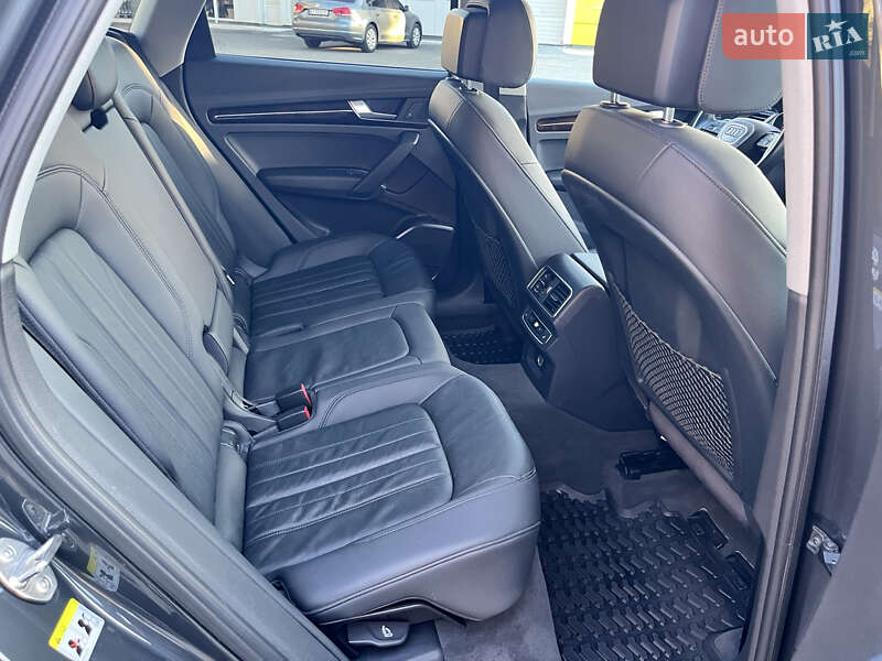 Внедорожник / Кроссовер Audi Q5 2017 в Киеве фото 43 Внедорожник / Кроссовер Audi Q5 2017 в Киеве