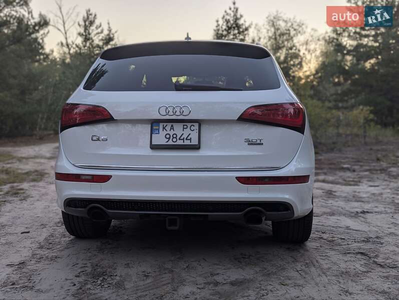 Позашляховик / Кросовер Audi Q5 2015 в Києві