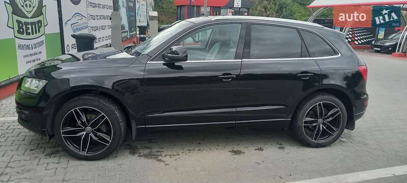 Позашляховик / Кросовер Audi Q5 2010 в Тернополі