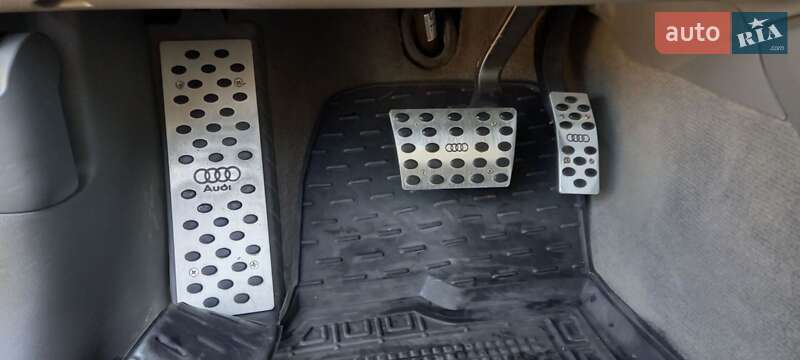 Позашляховик / Кросовер Audi Q5 2010 в Тернополі