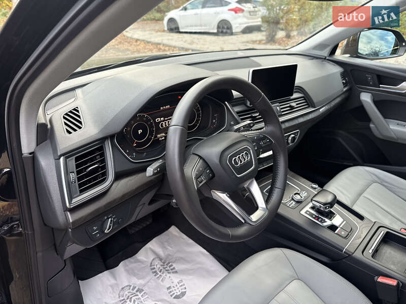 Позашляховик / Кросовер Audi Q5 2018 в Києві