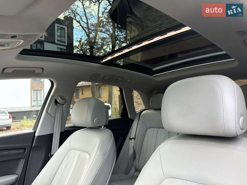 Позашляховик / Кросовер Audi Q5 2018 в Києві