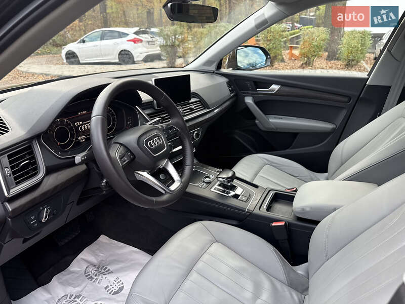 Позашляховик / Кросовер Audi Q5 2018 в Києві