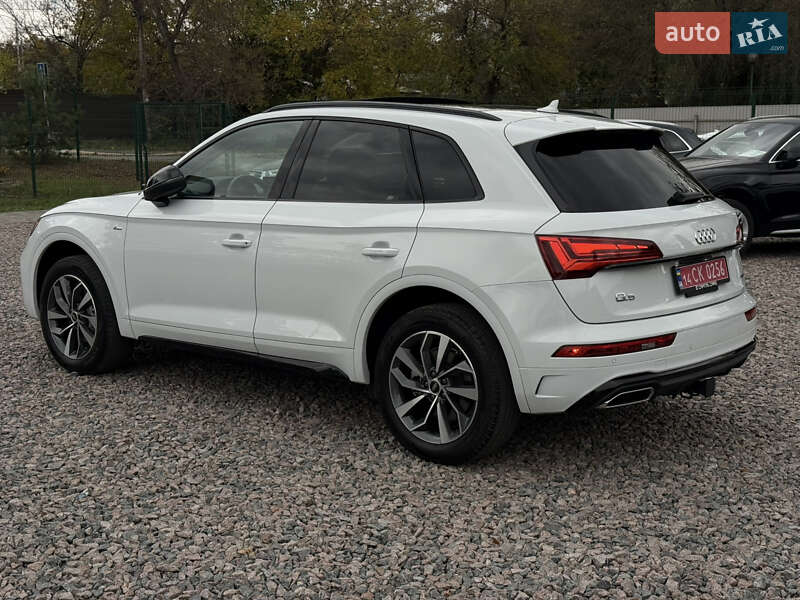 Позашляховик / Кросовер Audi Q5 2023 в Києві
