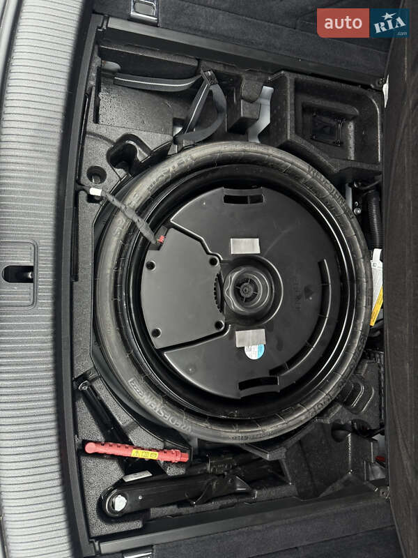 Позашляховик / Кросовер Audi Q5 2023 в Києві