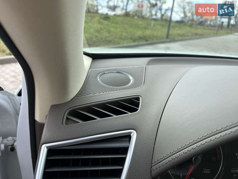 Внедорожник / Кроссовер Audi Q5 2015 в Киеве