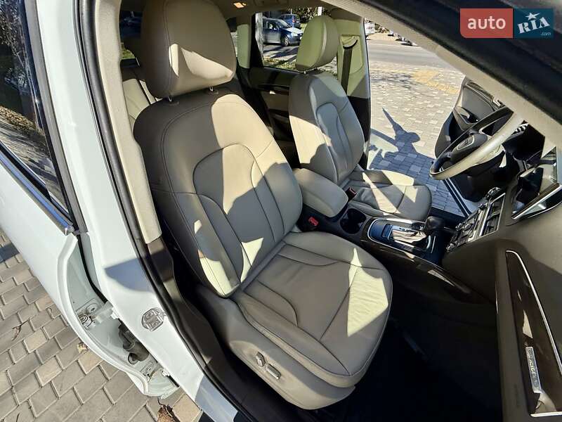 Внедорожник / Кроссовер Audi Q5 2016 в Одессе