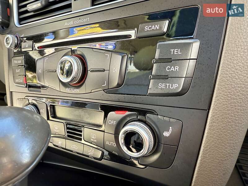 Внедорожник / Кроссовер Audi Q5 2016 в Одессе