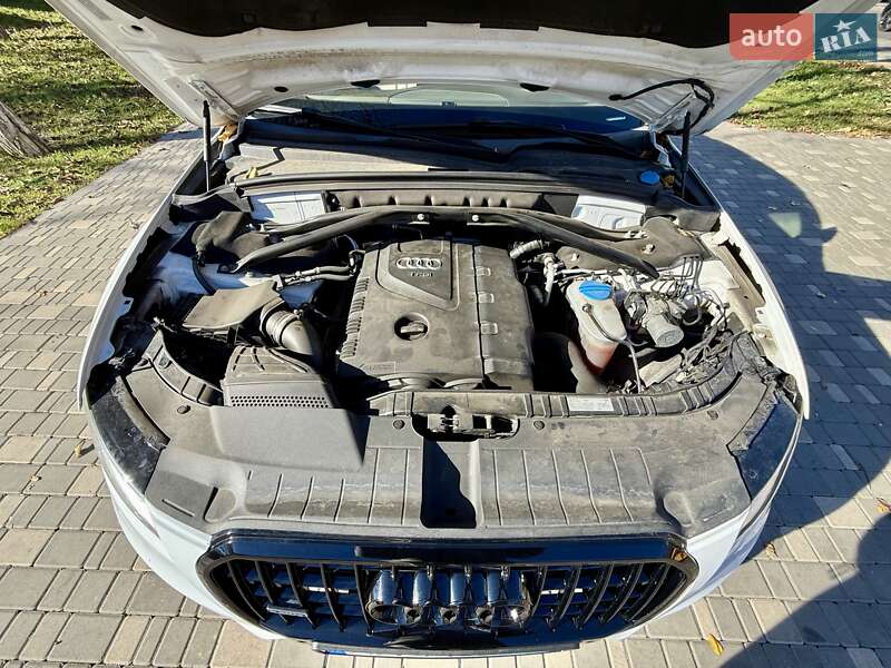 Внедорожник / Кроссовер Audi Q5 2016 в Одессе